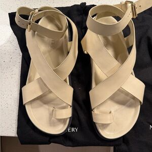 A. EMERY Jalen slim sandal eggshell color size 41